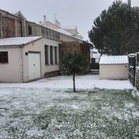 La Casa De Pi Torrecaballeros